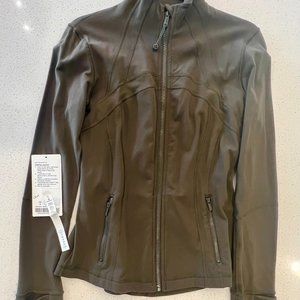 Like New Lululemon Define Jacket - in Dark Olive size 6